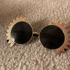 Vibrant Sunglasses O/S